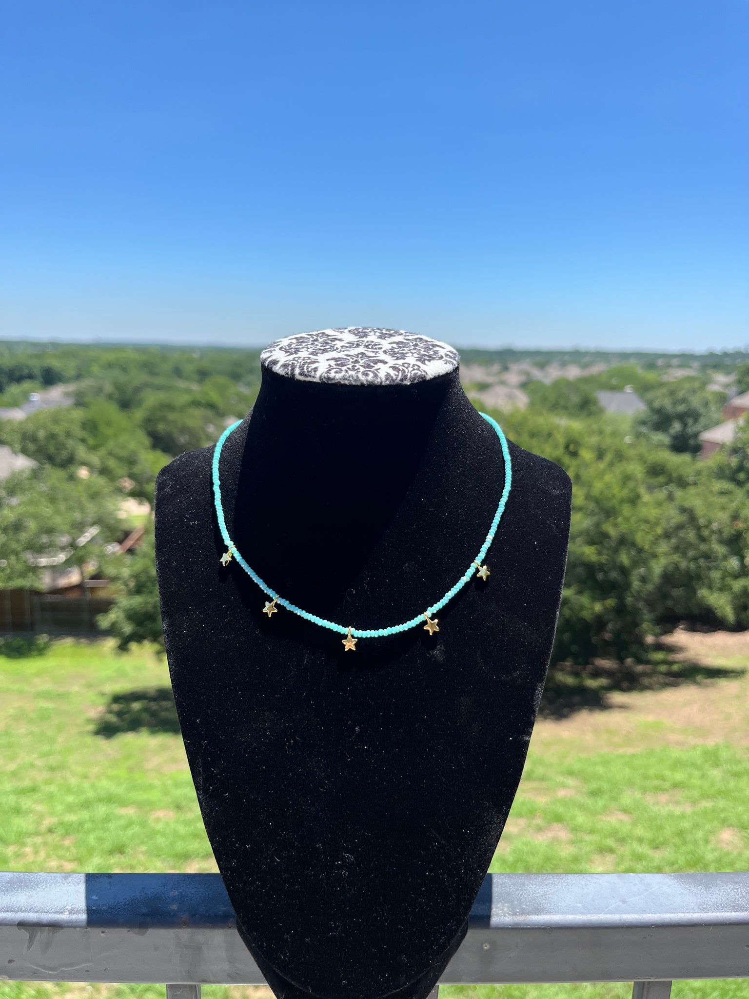 Blue star choker