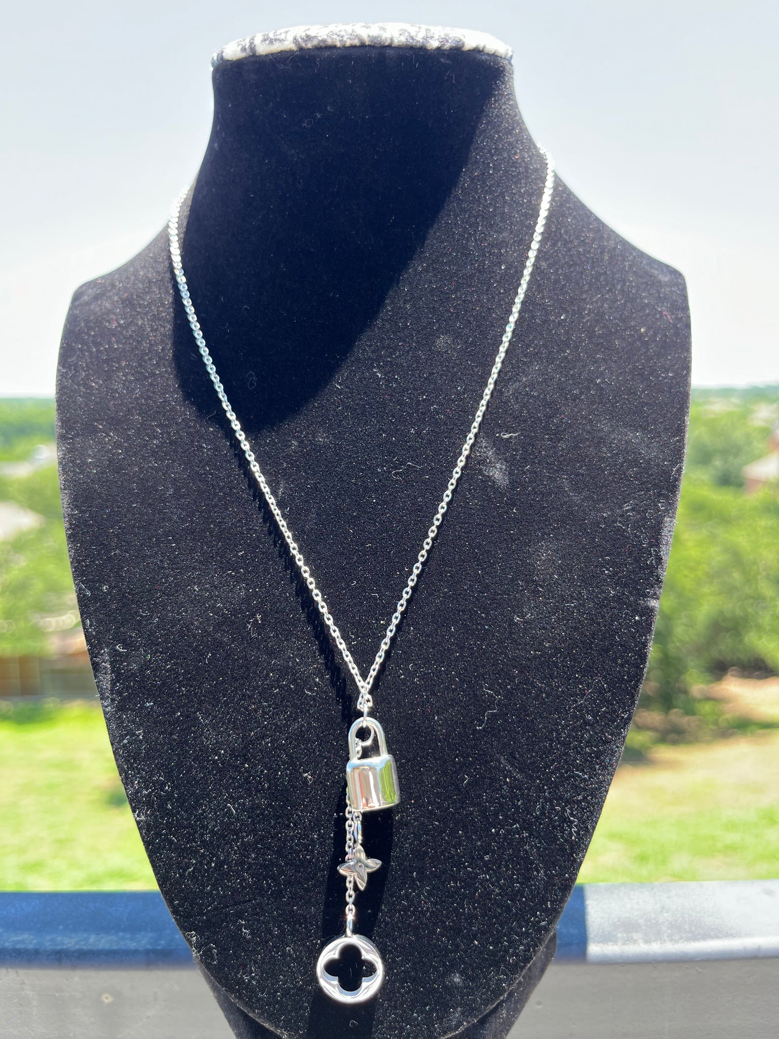 Silver lock necklace